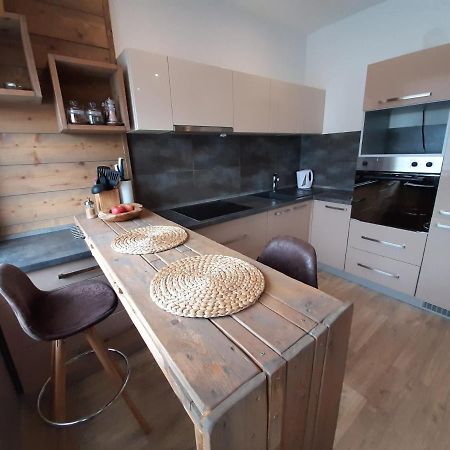 Apartman Ca' Fam Apartment Liptovsky Mikulas Luaran gambar