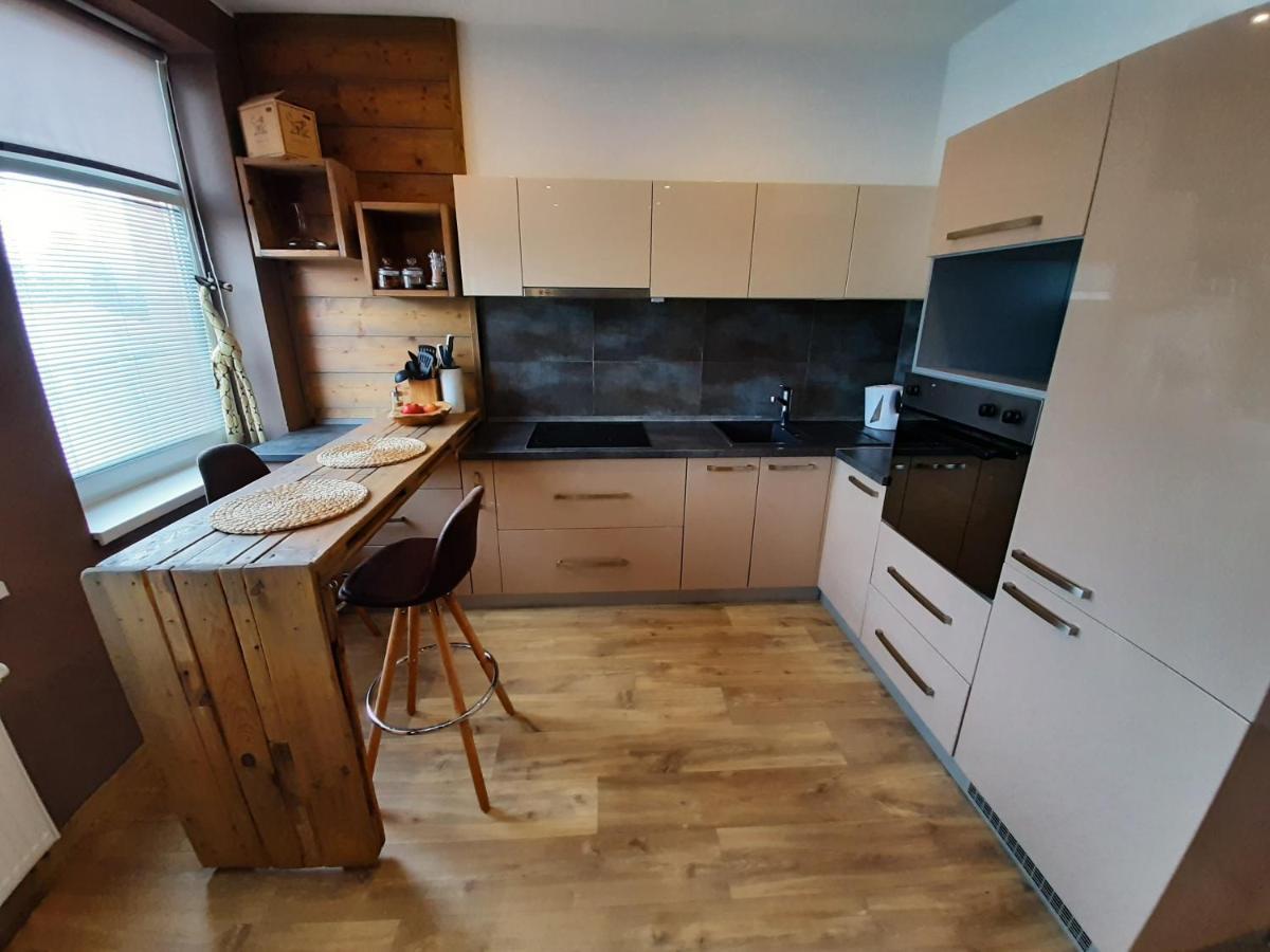 Apartman Ca' Fam Apartment Liptovsky Mikulas Luaran gambar