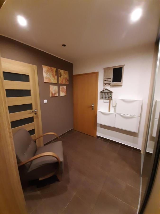 Apartman Ca' Fam Apartment Liptovsky Mikulas Luaran gambar