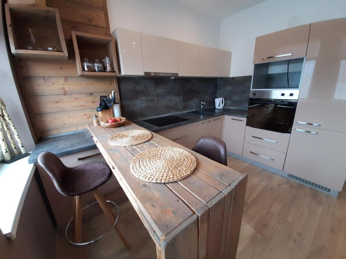 Apartman Ca' Fam Apartment Liptovsky Mikulas Luaran gambar